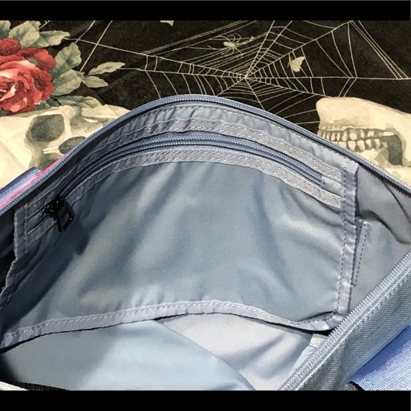 NWT NIKE RADIATE 20L PINK BLUE SHOULDER MISC BAG - Picture 7 of 8